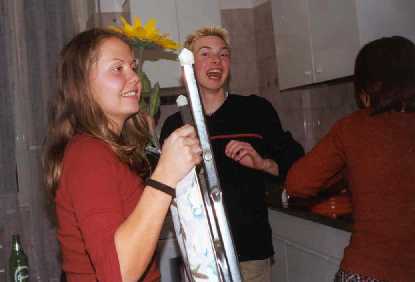 Saskia's found a date...