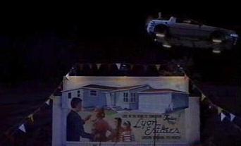 DeLorean pousando em 1955