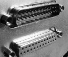 \includegraphics[width=3cm, height=1in]{serielle.ps}