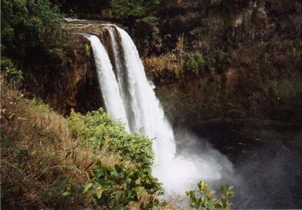 photo of twin falls from
opening sequence of Fantasy Island
