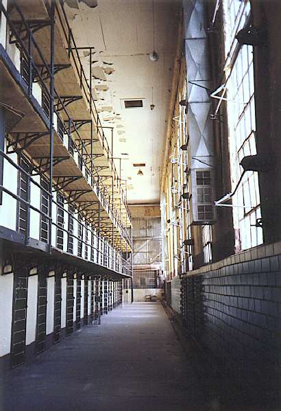 Cell block
