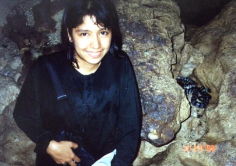 taken by Rodel (he loves snakes as much as i hate it:)