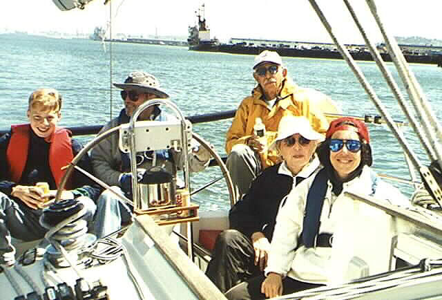 Group_shot_on_boat_1