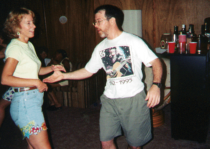 dancing.gif (249762 bytes)