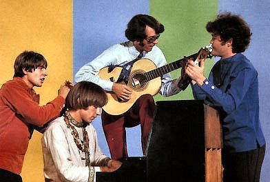 Daydream Believin' at Christen's Psychedelic Monkee Page! ;)