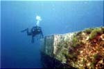 Um el Faroud - Diver surveying Hull