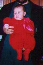 Com essa roupa, parece um tomatinho.