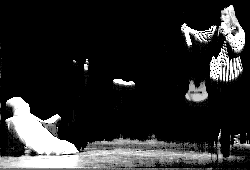 Lszl as a cockroach (cucaracha), suffering Kriszta's attack