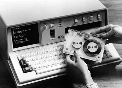 ibmpc5100.jpeg (25996 bytes)