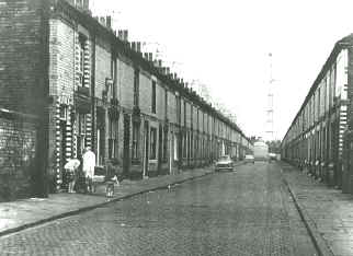 Casterton St in 1970.  Note even then the lack of cars.  At the bottom of the street was the old Windsor Ironworks