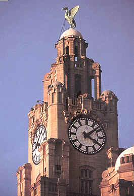 The liver Bird atop the Liver Buildings